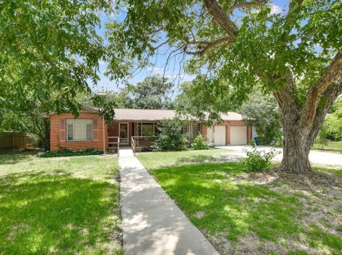 2901 45th St, Austin, TX 78731-5552