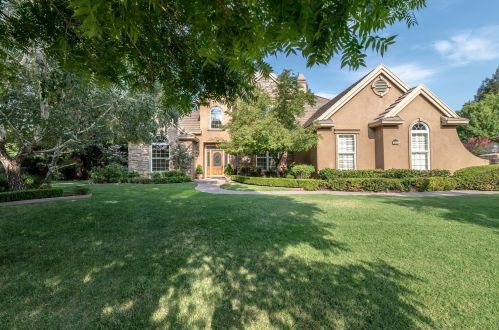 3351 Brookstone Dr, Turlock, CA 95382-9214