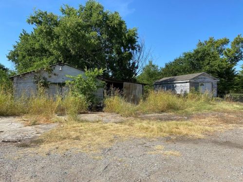 401 Gardner St, Whitewright TX 75491-2309 exterior