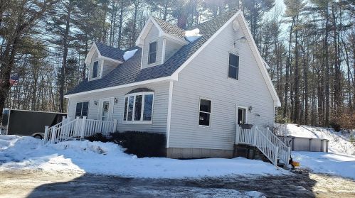 318 Barton Rd, Windsor, ME 04363-3154