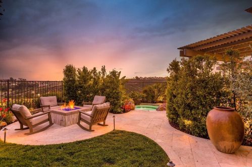 6691 Halite Pl, Carlsbad, CA 92009-1738