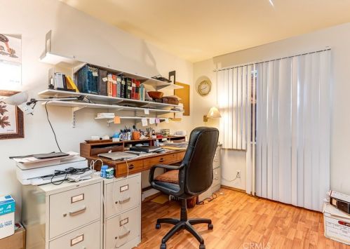 4890 Crest Ave, Riverside CA  92503-2942 exterior