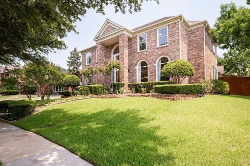 7403 Native Oak Ln, Irving TX  75063-8483 exterior