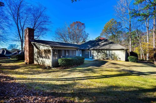 204 Northridge Dr, Lagrange, GA 30240-8332