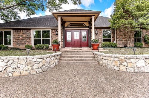 6909 Battle Creek Rd, Fort Worth, TX 76116-9340