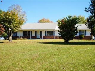 1742 Meadors Spur Rd, Scruggs, VA 24121-5543