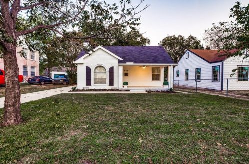 908 Brighton Ave, Dallas, TX 75208-7405