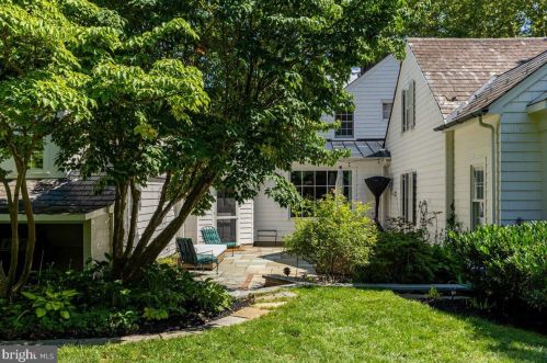 7 Armour Rd, Princeton NJ  08540-3003 exterior
