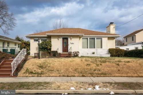 137 Todd Ave, Gloucester, NJ 08031-2133