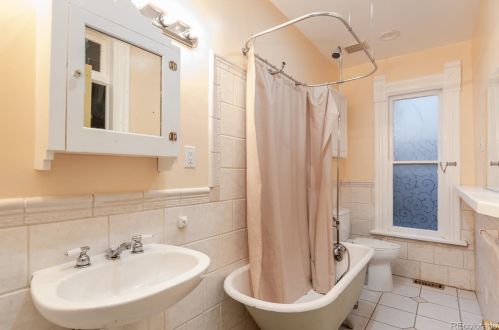 245 4 Ave, Denver CO 80203-4007 exterior