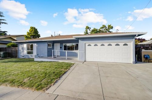 7563 Hillrose Dr, Pleasanton, CA 94568-1812