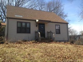 25 Welles Ter, Meriden CT  06450-4358 exterior
