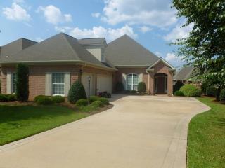 104 Jonathan Fair, Lithonia, GA 31028-8610