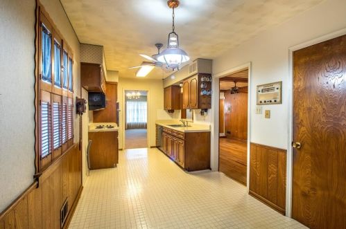 818 Wildgrove Dr, Garland TX  75041-4434 exterior