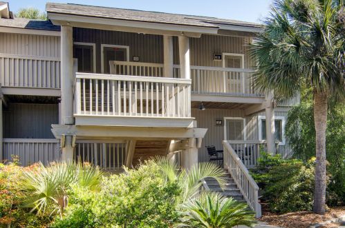 18 Lagoon Villas, Isle Of Palms, SC 29451-2828