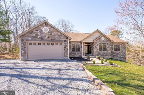 487 Vixen Ln, Gerrardstown WV  25420-4459 exterior