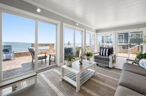 2 Sea Breeze Ave, Niantic CT  06357-3415 exterior