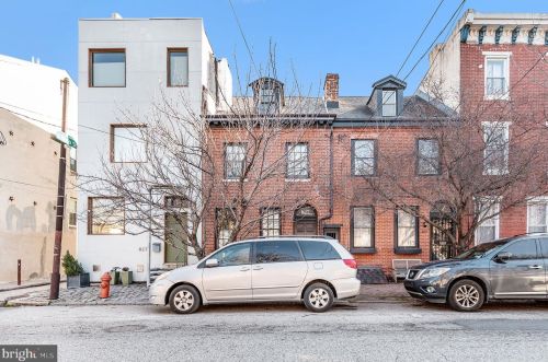 825 5th St, Philadelphia, PA 19147-0030