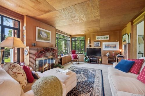 1050 Amherst Ave, Englewood CO 80113-1756 exterior