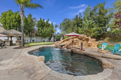 8972 Greenlawn St, Riverside CA  92508-2507 exterior