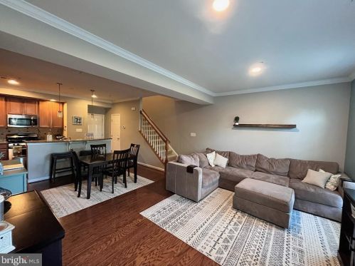14676 Links Pond Cir, Gainesville, VA 20155-4900