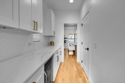 1633 Monroe St, Denver CO  80206-1826 exterior