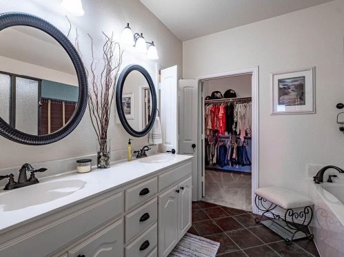 2605 Las Ventanas Trl, Fort Worth TX  76131-2808 exterior