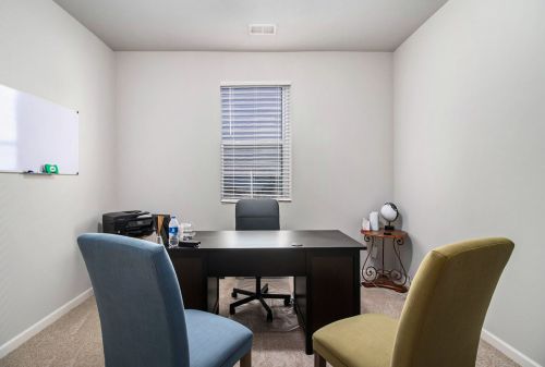 3753 Hempstead Way, Atlanta GA  30331-5268 exterior
