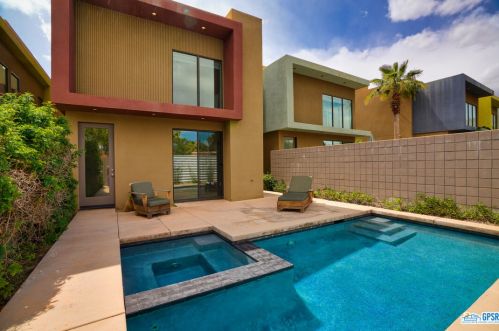 284 Cheryl Dr, Palm Springs, CA 92262-2100