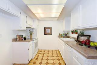1689 Brea Blvd, Fullerton, CA 92835-3929