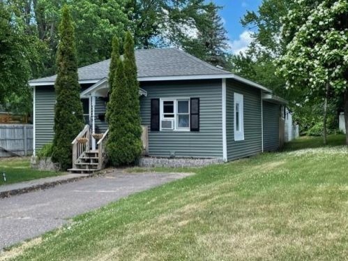 530 3rd Ave, Spectacle Lake, MN 55008-1738