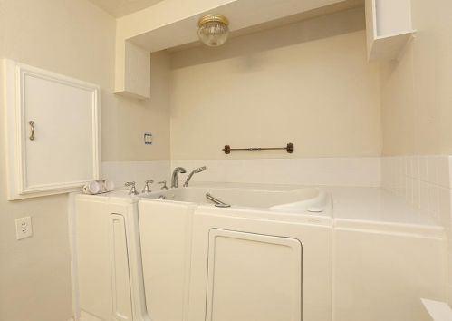 2113 Dillard St, Fort Worth TX  76105-4522 exterior