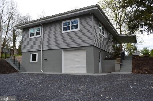 440 Straw Hollow Rd, Harrisburg, PA 17112-9626