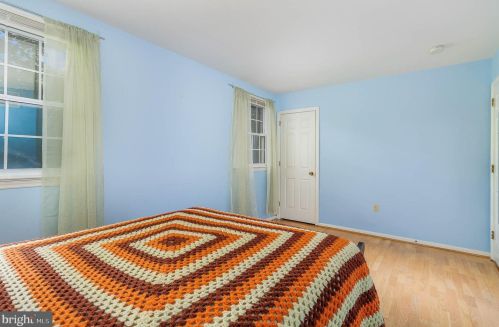 102 Suncrest Rd, Lancaster PA  17601-4834 exterior