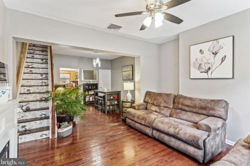 2549 Juniper St, Philadelphia PA  19148-4321 exterior