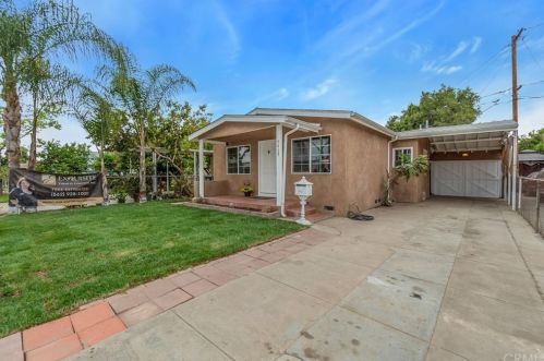 4715 Ivy St, Pico Rivera, CA 90660-2236