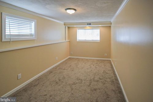 2626 Finlaw Ave, Camden NJ 08109-3116 exterior