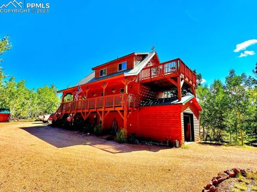 30 Bobtail Ct, Cripple Creek, CO 80813-9619