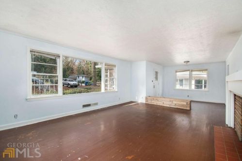 111 Leathers Cir, Atlanta GA  30314-2114 exterior
