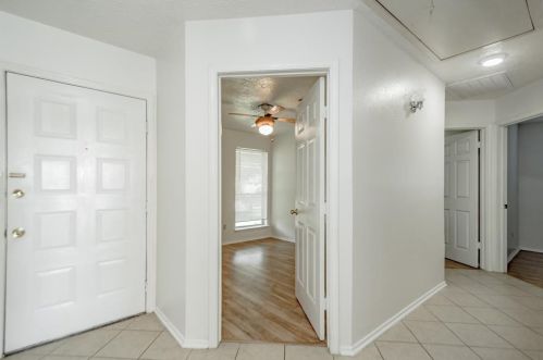 32 Rnch House Loop, Angleton TX 77515-2723 exterior