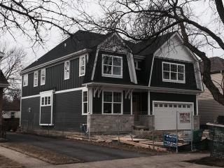 720 Bryan St, Elmhurst, IL 60126-4343