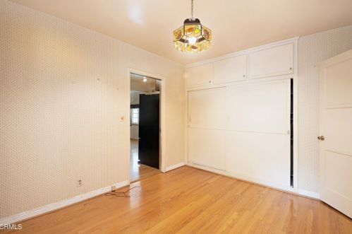 2362 Chapman Rd, Glendale CA  91214-3013 exterior