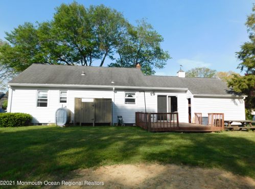 307 Eastham Rd, Point Pleasant Beach, NJ 08742-2013