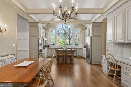 7660 Ball Mill Rd, Atlanta GA  30350-4406 exterior