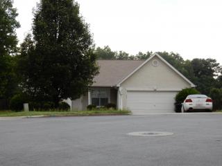 1049 Commons Ct, Jonesboro, GA 30238-8065