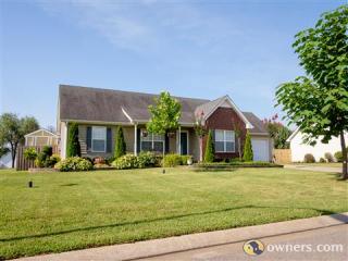 2811 Windemere Dr, Murfreesboro, TN 37128-8583