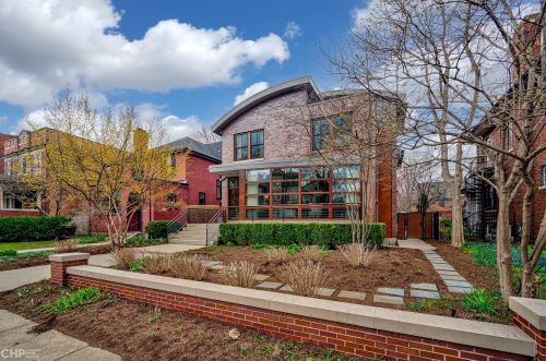 5320 University Ave, Chicago, IL 60615-5106