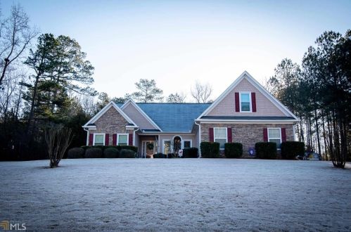 25 Hastings Ln, Porterdale, GA 30014-5967