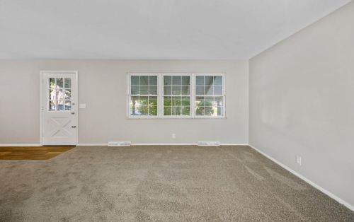 1590 Fawnvista Ln, Cincinnati OH 45246-2039 exterior