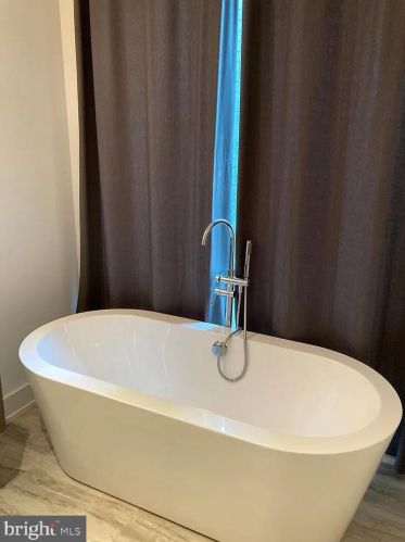 614 5th St, Philadelphia PA  19123-2216 exterior